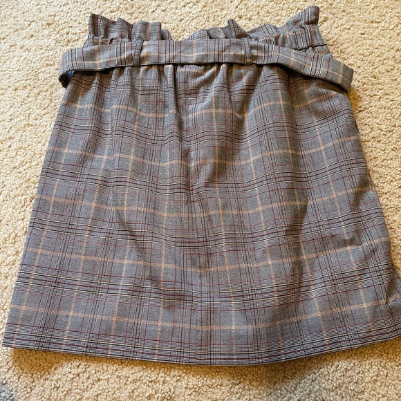 *NWT* Express midi plaid skirt - Picture 6 of 8